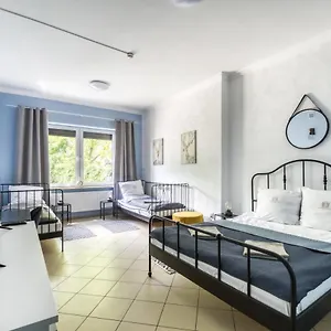 Stara Praga W Warszawie -family&cozy Atmosphere Hostel Warszawa