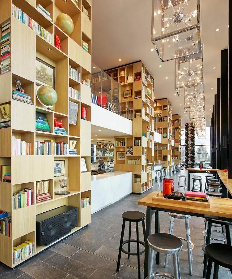 Отель Citizenm Tower Of Лондон 4*,  Великобритания
