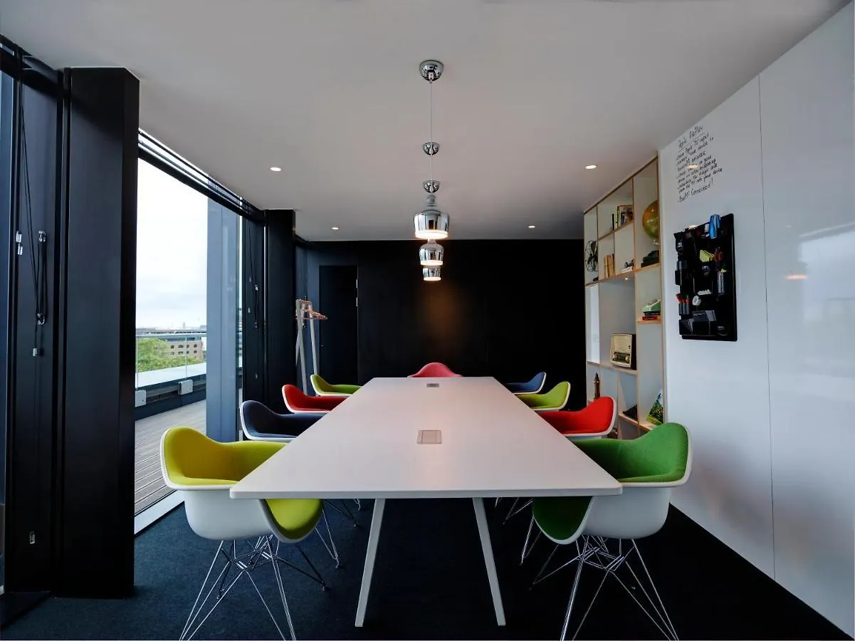 Отель Citizenm Tower Of Лондон 4*,  Великобритания
