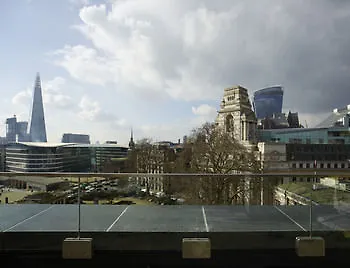 Отель Citizenm Tower Of Лондон